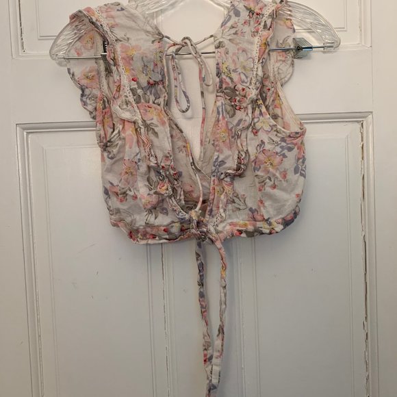 Topshop Crop Floral Top - Picture 3 of 3